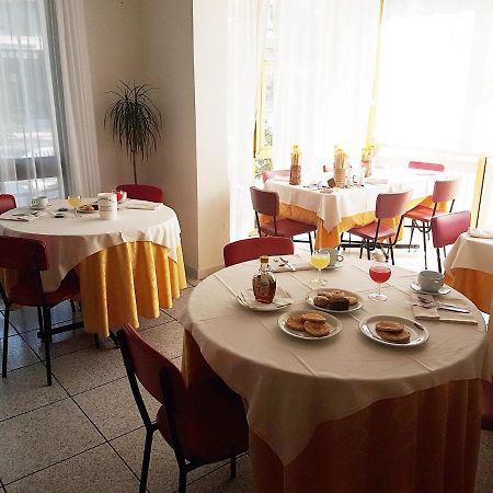 Hotel Meris Milano Marittima Zewnętrze zdjęcie